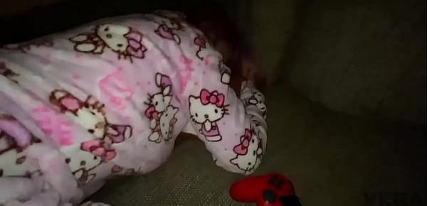  While my parents were not at home, my stepsister in pajamas lost in Mortal Kombat 11 and for this I stretched her big white ass well, but the Hello Kitty looked at me judgmental.